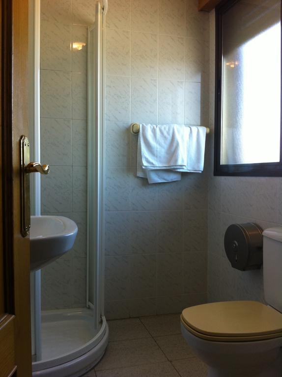 Hostal Tio Pepe I Bembibre  Room photo
